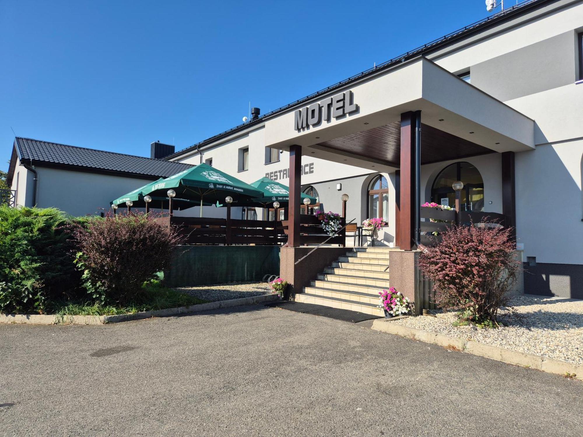 Motel Tosanovice Dolni Tosanovice Экстерьер фото